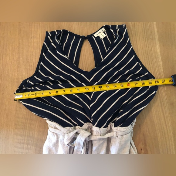 Monteau|Linen blend belted wide leg jumpsuit in Ivory & Stripes•Nautical Beachy - Picture 13 of 16